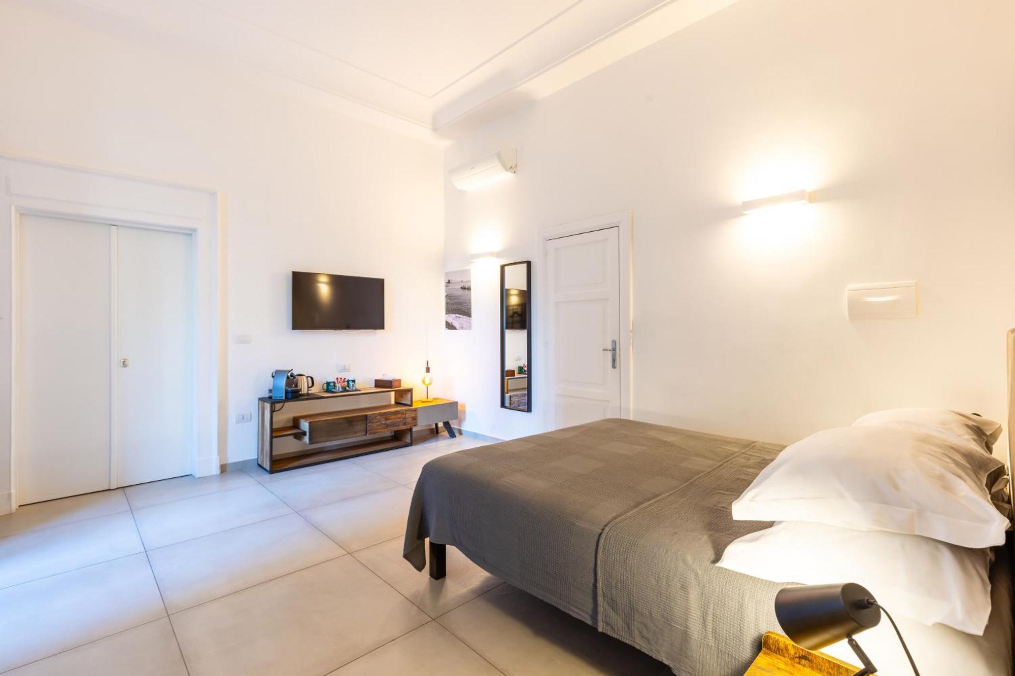Residenza Partanna By Napoliapartments Zewnętrze zdjęcie